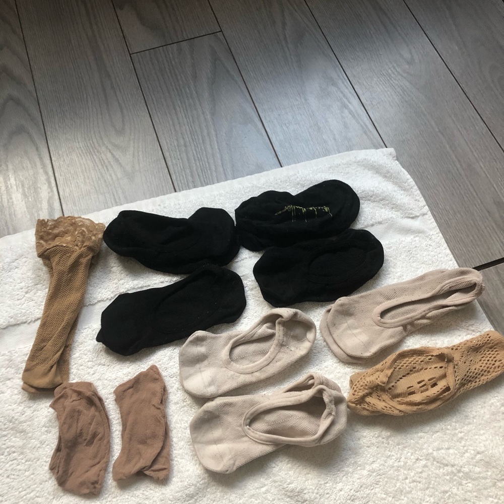 BUNDLE OF NO SHOW SOCKS/FOOTLETS
